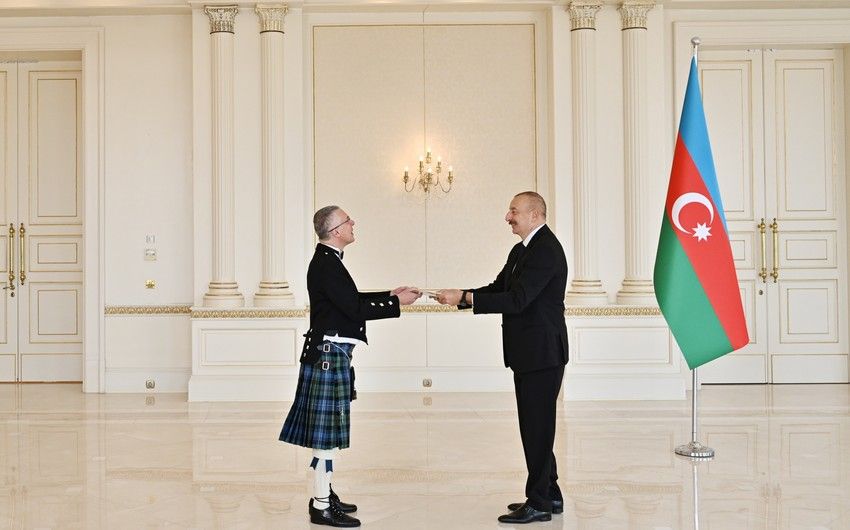 İlham Əliyev Böyük Britaniyanın yeni səfirinin etimadnaməsini qəbul etdi -   YENİLƏNDİ