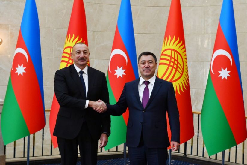 İlham Əliyevin Bişkekdə rəsmi qarşılanma mərasimi oldu