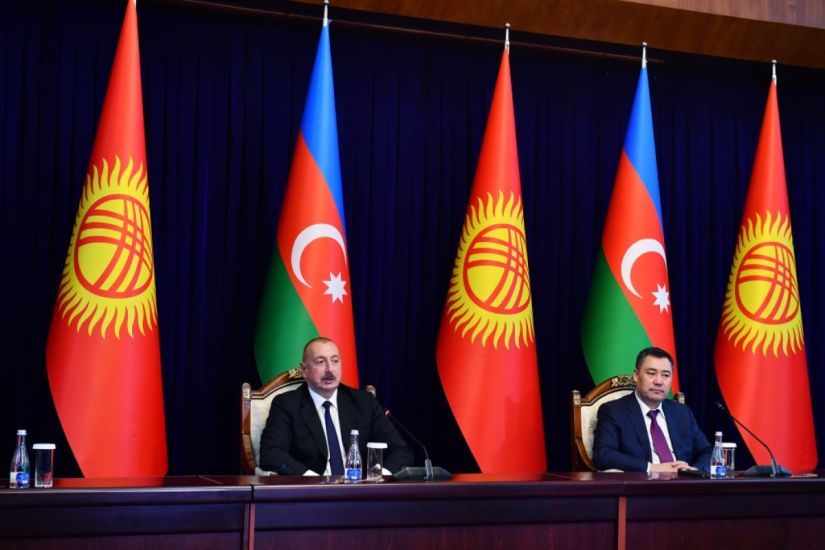 İlham Əliyev: Çin-Qırğızıstan-Özbəkistan-Xəzər dəmir yolu layihəsi əmtəə dövriyyəsinin artmasına imkanlar yaradacaq