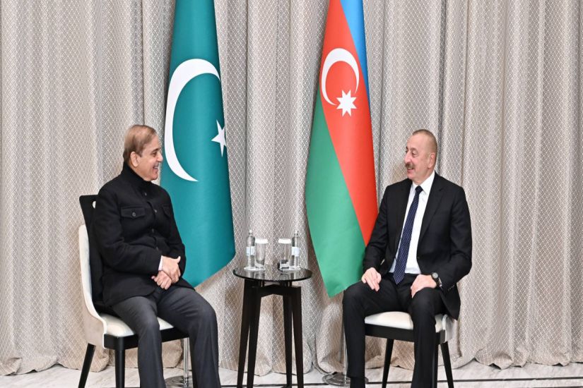 İlham Əliyev Astanada Pakistanın Baş naziri ilə görüşdü -   YENİLƏNDİ