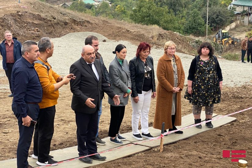 Xarici ekspertlər Edillidəki kütləvi məzarlığa səfər ediblər