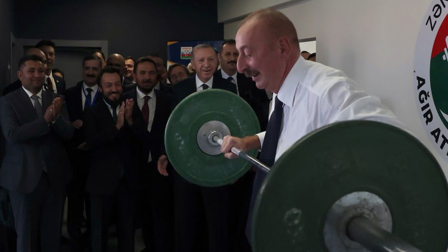 Türkiyə mediası Prezident İlham Əliyevdən yazdı -   FOTOLAR