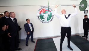 Türkiyə mediası Prezident İlham Əliyevdən yazdı -   FOTOLAR — foto 7