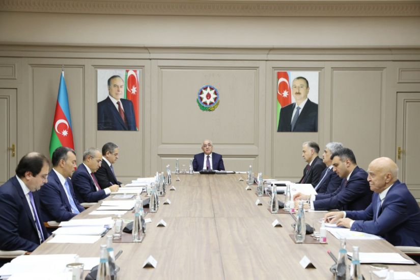 İqtisadi Şuranın növbəti iclası keçirildi:     Tapşırıqlar verildi
