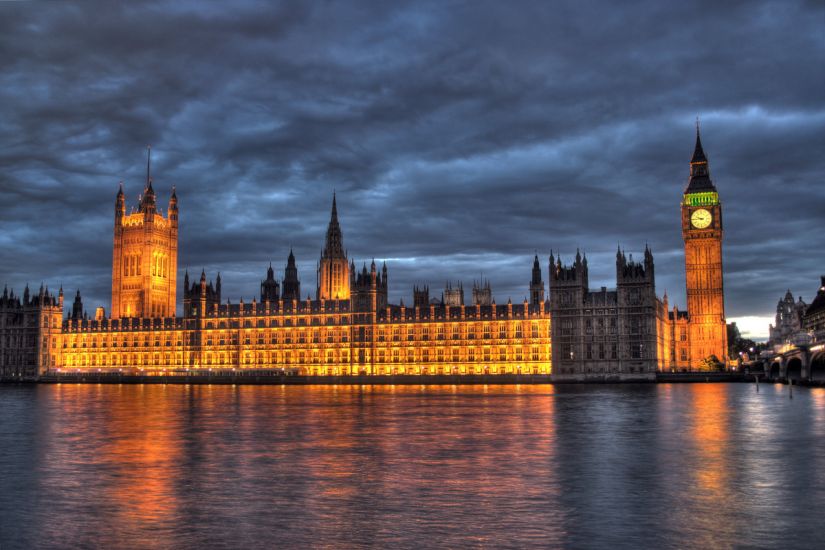 Böyük Britaniyada yeni hökumətin tərkibi elan edildi