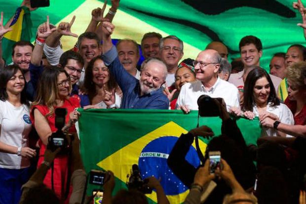 Braziliyanın yeni prezidentinin adı bilindi
