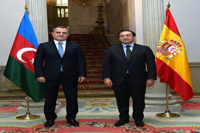 Azərbaycan və İspaniya xarici işlər nazirlərinin görüşü başladı