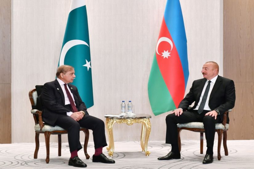 Prezident İlham Əliyev Səmərqənddə Pakistanın Baş naziri ilə görüşdü -   YENİLƏNDİ