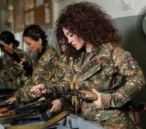 Ermənistanın məhv edilən qadın hərbçiləri -       SİYAHI - FOTO