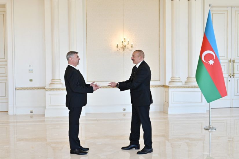 İlham Əliyev Macarıstanın yeni səfirinin etimadnaməsini qəbul etdi -   YENİLƏNDİ