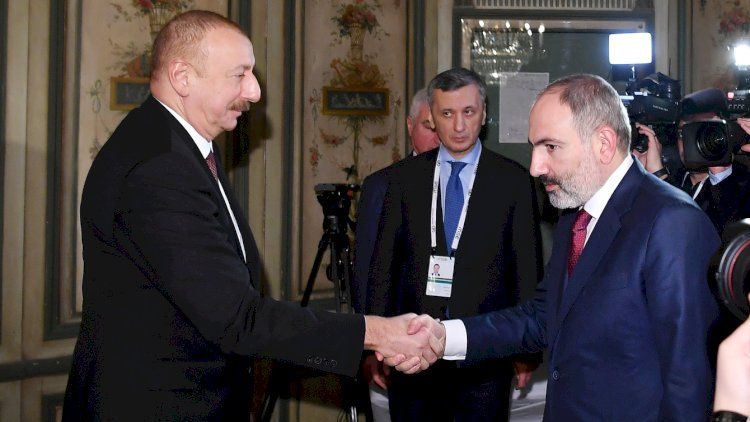 “Ermənistanın bu yazıq nümayəndəsi BMT kürsüsündən Əliyevdən sülh və xəritə diləyir” -     Tevanyan
