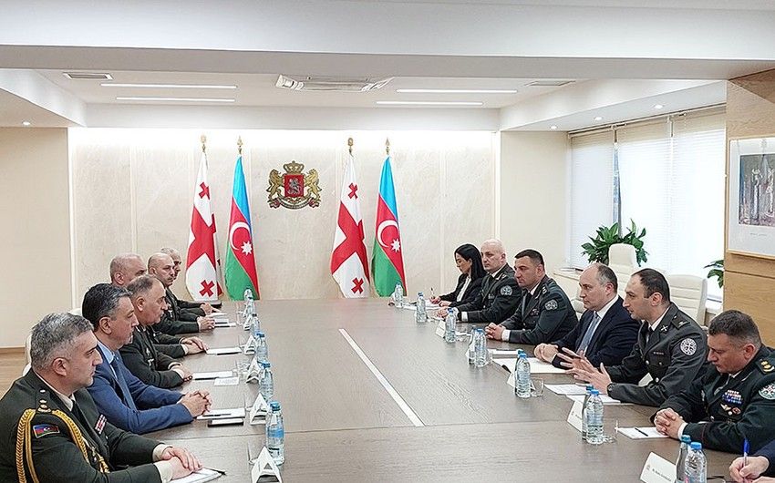 Kərim Vəliyev Gürcüstanın müdafiə naziri ilə görüşdü
