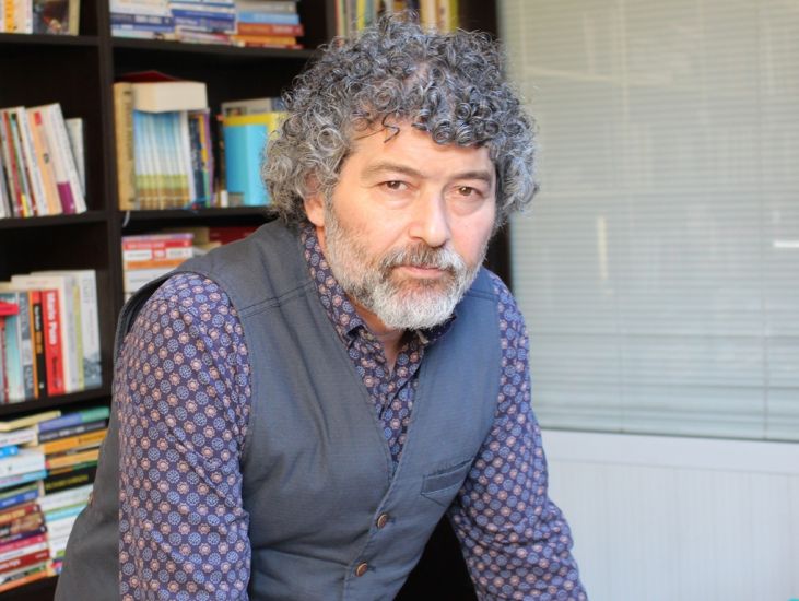 Şahbaz Xuduoğlu Əkrəm Əylislinin imza gününü təşkil etdiyi üçün onu qınayanlara cavab verdi