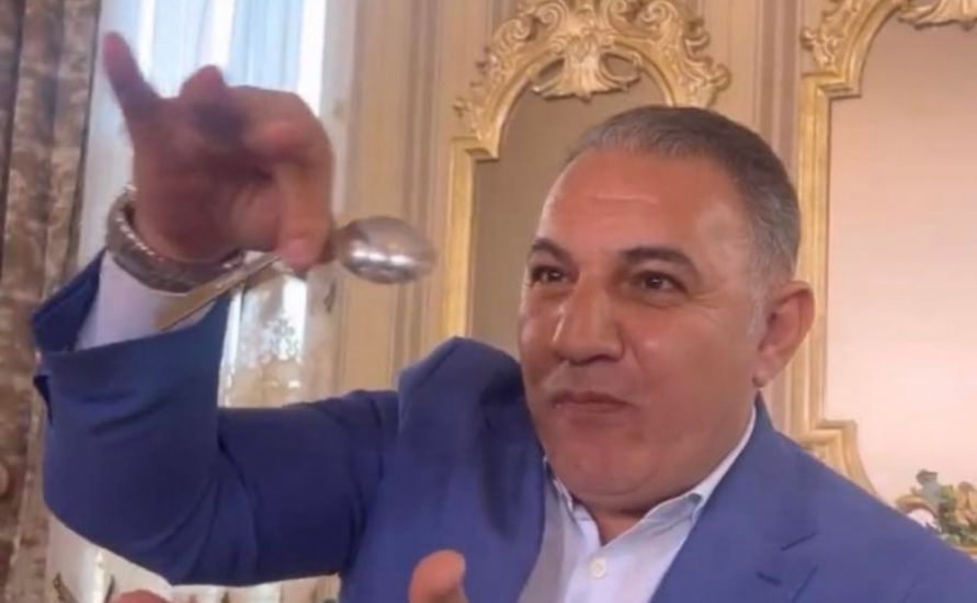 Ədalət Şükürovun qeyri-adi bacarığı -     VİDEO