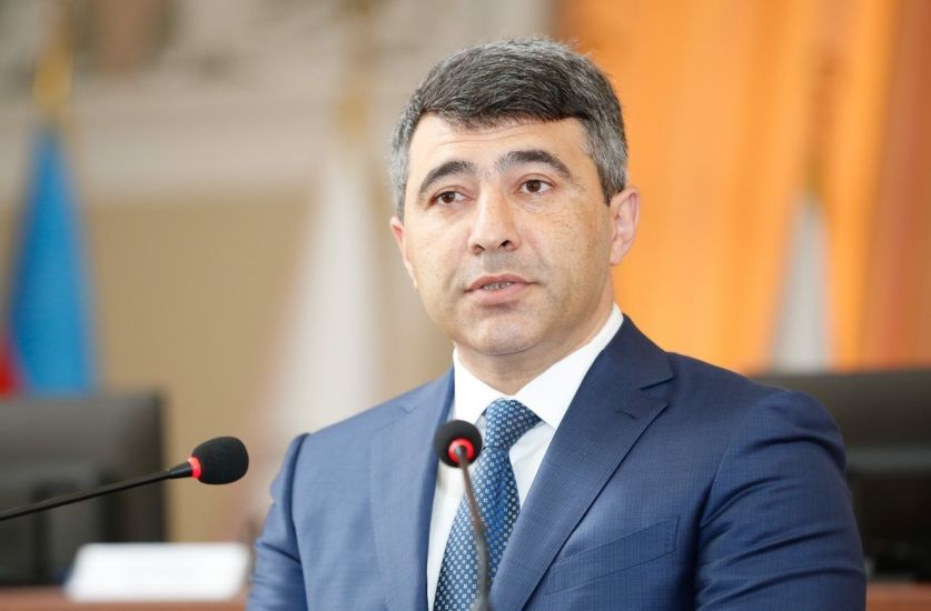 İnam Kərimov kollektivə təqdim olundu
