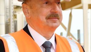 Prezident “Azəri-Mərkəzi-Şərqi” platformasının üst modullarının dənizə rəmzi yola salınması mərasimində iştirak edib -     VİDEO - YENİLƏNDİ — foto 4