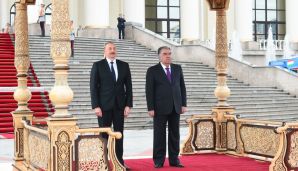 İlham Əliyevin Düşənbədə rəsmi qarşılanma mərasimi oldu -       FOTOLAR — foto 4