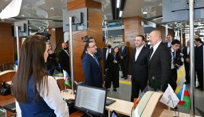 Prezident İlham Əliyev və Baş nazir İrakli Qaribaşvili Qəbələ regional “ASAN xidmət“ mərkəzində olublar -   FOTO — foto 4