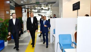 Prezident İlham Əliyev və Baş nazir İrakli Qaribaşvili Qəbələ regional “ASAN xidmət“ mərkəzində olublar -   FOTO — foto 5