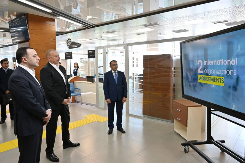 Prezident İlham Əliyev və Baş nazir İrakli Qaribaşvili Qəbələ regional “ASAN xidmət“ mərkəzində olublar -   FOTO
