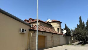 Deputat Hacıbala Abutalıbovun villalarının fotolarını paylaşdı -   "Özünü mütrüf kimi göstərən şəxsin illərlə bağlı qalan villaları..." — foto 5