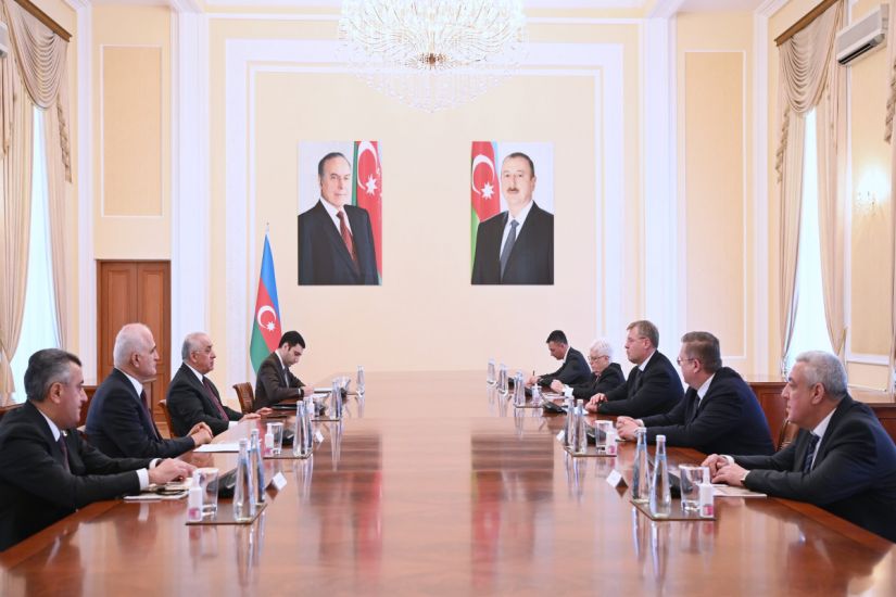 Əli Əsədov Həştərxan vilayətinin qubernatoru ilə görüşdü