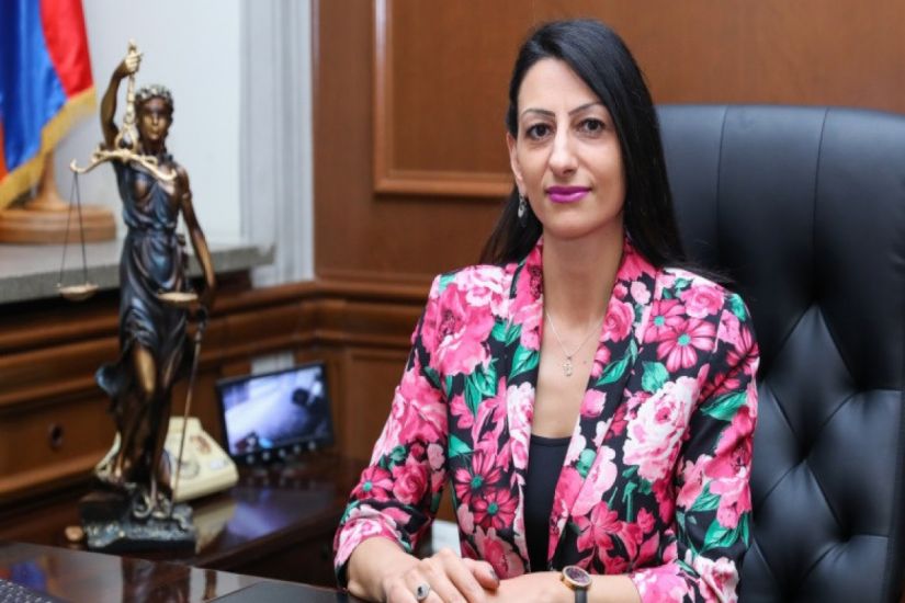 Ermənistanda yeni Ombudsman seçildi