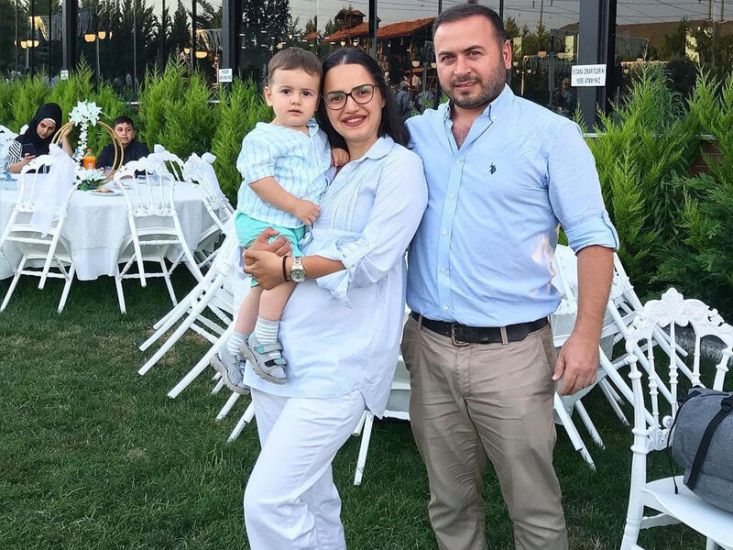 Azərbaycanlı aktrisa: “Qızlar ərimə yazırlar ki, boşanmısansa, gəl evlənək”