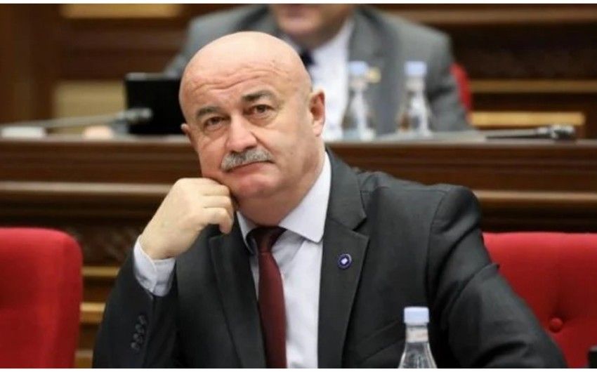 Erməni deputat: “Azərbaycan bayrağının yandırılması ilə bağlı insidentə görə utanıram”