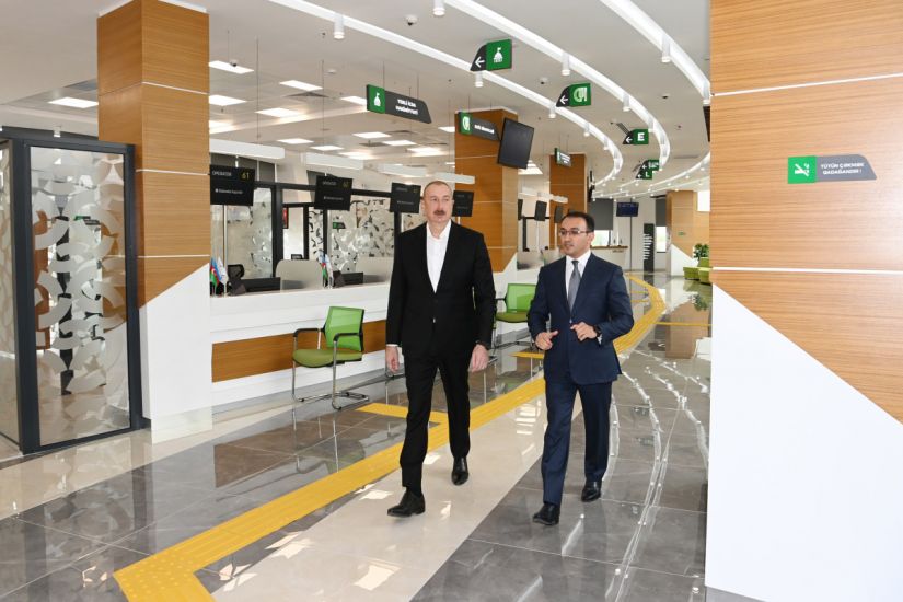 Prezident İlham Əliyev Salyanda “ASAN xidmət” Mərkəzinin açılışını etdi -       YENİLƏNDİ