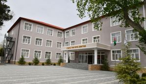 İlham Əliyev və Mehriban Əliyeva Neftçalada yeni inşa olunan məktəbin açılışında iştirak etdilər -     YENİLƏNDİ — foto 1