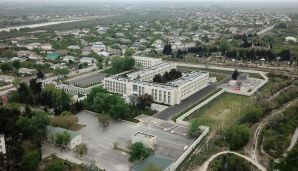 İlham Əliyev və Mehriban Əliyeva Salyanda Doğum Evində və Uşaq Poliklinikasında yaradılan şəraitlə tanış oldu -     YENİLƏNDİ — foto 3