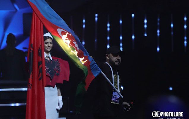 Bayrağımızı yandıran erməni beynəlxalq axtarışa verildi