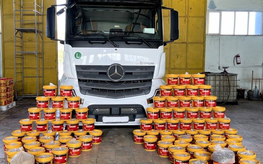 İrandan Niderlanda yarım ton heroin aparan maşın Naxçıvanda saxlanıldı
