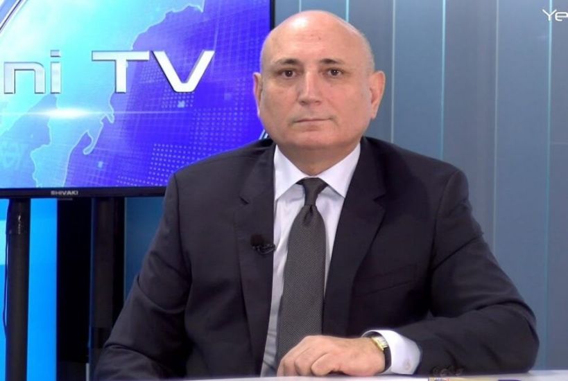 Abutalıb Səmədov İsa Qəmbərə səsləndi:     “Həqiqətləri ailə üzvlərinə çatdıra bilməyənlərin özlərinə “siyasətçi” deməyə haqları yoxdur”