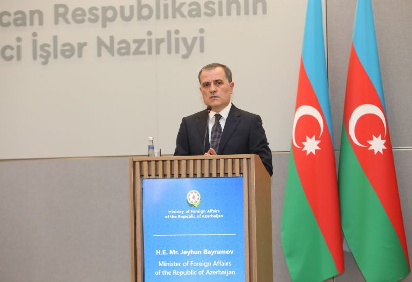 Ceyhun Bayramov Milli Mətbuat Günü ilə bağlı paylaşım etdi