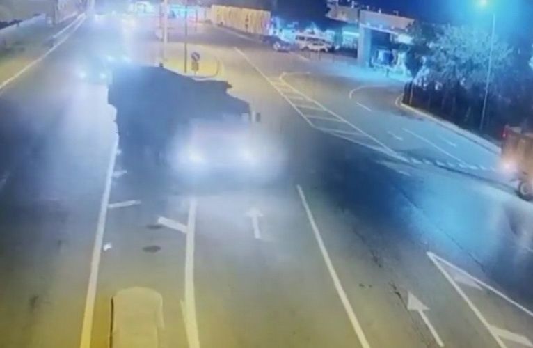 Bakıda üç nəfərin öldüyü dəhşətli qəzadan görüntülər -     ANBAAN VİDEO