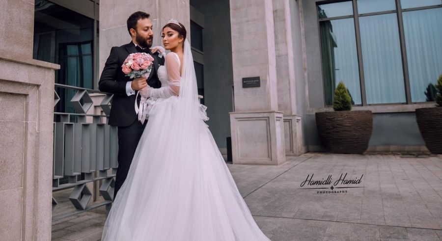 Tanınmış bloqer həyat yoldaşından ayrıldı -     FOTO