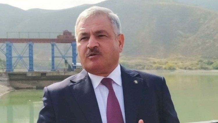 Məşhur icra başçısı şəhidin evinə görün nə göndərdi