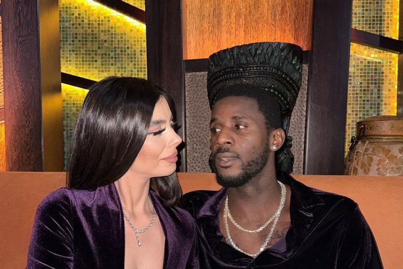 Əcnəbi futbolçu ilə evlənən azərbaycanlı qadından şok paylaşım -       FOTO