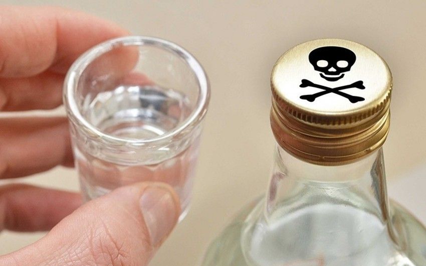Salyanda 66 yaşlı qadın sirkə turşusu içərək intihar etdi