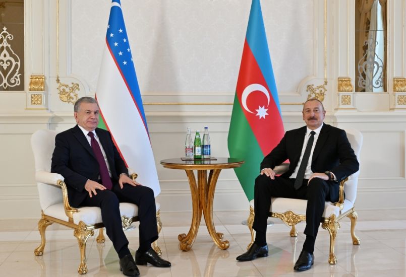 Azərbaycan və Özbəkistan prezidentlərinin təkbətək görüşü olub -   YENİLƏNDİ