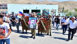 I Qarabağ Müharibəsi şəhidi Gülverdi Hüseynov Abşeron rayonunda dəfn edildi -       FOTOLAR — foto 4
