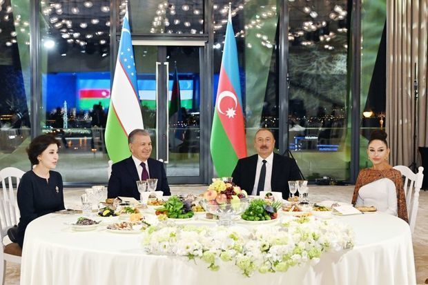 Daşkənddə Prezident İlham Əliyevin və birinci xanım Mehriban Əliyevanın şərəfinə dövlət ziyafəti verilib