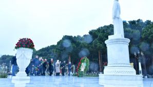 Abşeron rayonunda Ümummilli Lider Heydər Əliyevin əziz xatirəsi dərin ehtiramla yad edilib -     FOTOLAR — foto 1