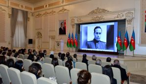 Abşeron rayonunda Ümummilli Lider Heydər Əliyevin əziz xatirəsi dərin ehtiramla yad edilib -     FOTOLAR — foto 5