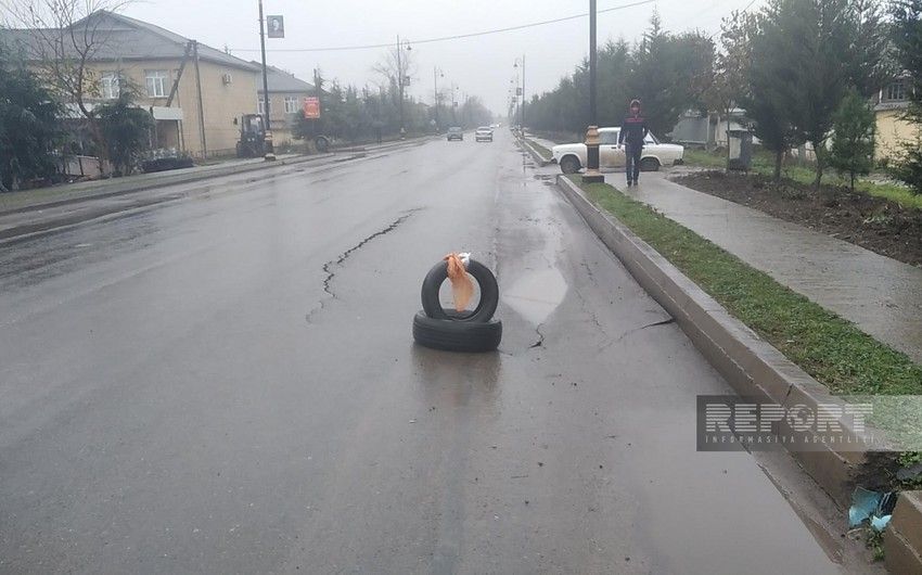 Bu rayonda da yol çökdü