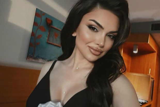 Bloger Asyanın son halı -     FOTO
