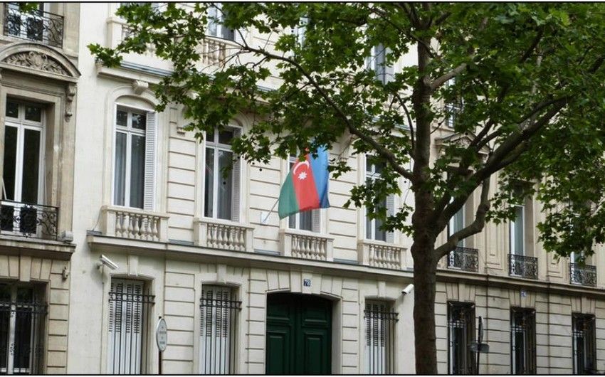 Azərbaycanın Fransadakı səfirliyi çağırış etdi