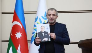 Ulu Öndər Heydər Əliyevin 100 illiyinə həsr olunmuş jurnal işıq üzü görüb -         FOTOLAR — foto 9